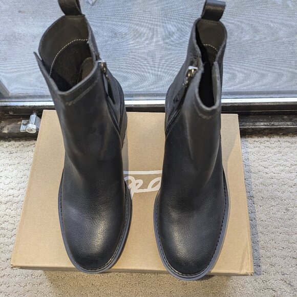 NIB Zodiac Wedge PU Ankle Boots (Julia) - Picture 8 of 13